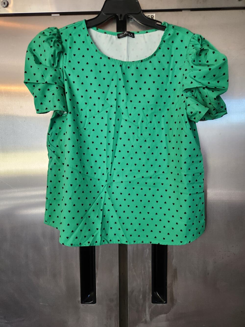 Emery Rose Womens Puff Sleeve Top Size XL | Green Black Heart Print Pleated